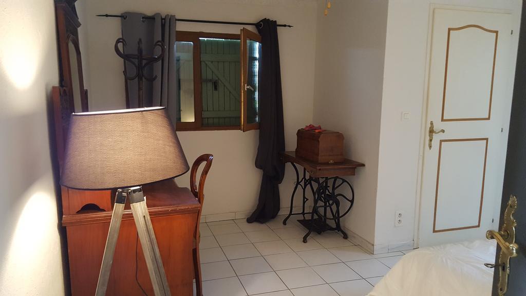Aux Oliviers Hotel Homps  Ngoại thất bức ảnh